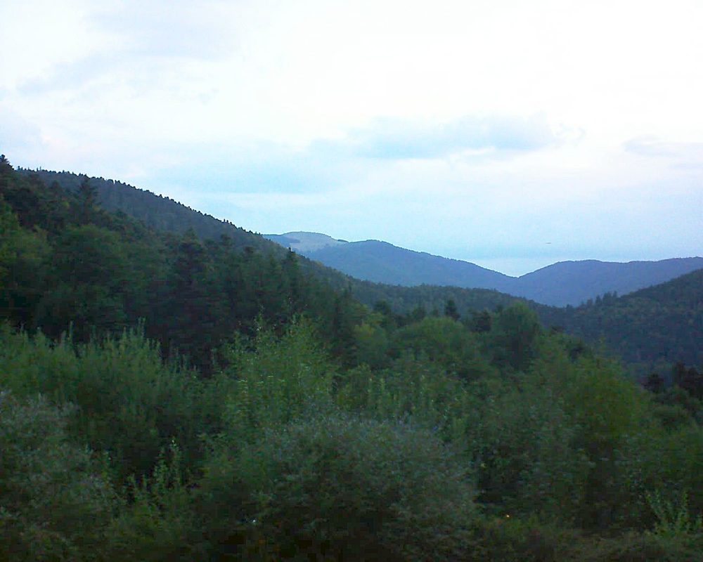 Le petit ballon vu depuis le Domaine Langmatt à Murbach le 06.09.2018 à 07:00 Le petit ballon (Alsace, Vosges) le 06.09.2018 à 07:00