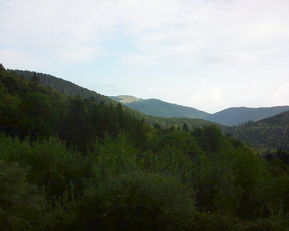 Le petit ballon vu depuis le Domaine Langmatt à Murbach le 06.09.2018 à 08:45 Le petit ballon (Alsace, Vosges) le 06.09.2018 à 08:45