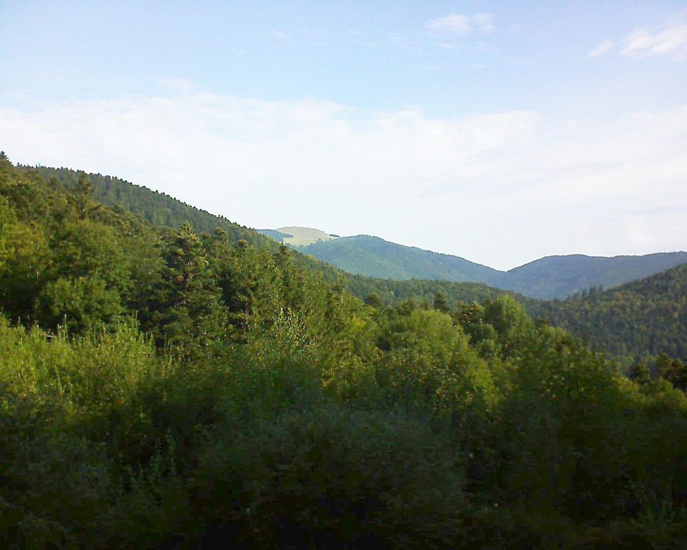 Le petit ballon vu depuis le Domaine Langmatt à Murbach le 06.09.2018 à 09:45 Le petit ballon (Alsace, Vosges) le 06.09.2018 à 09:45
