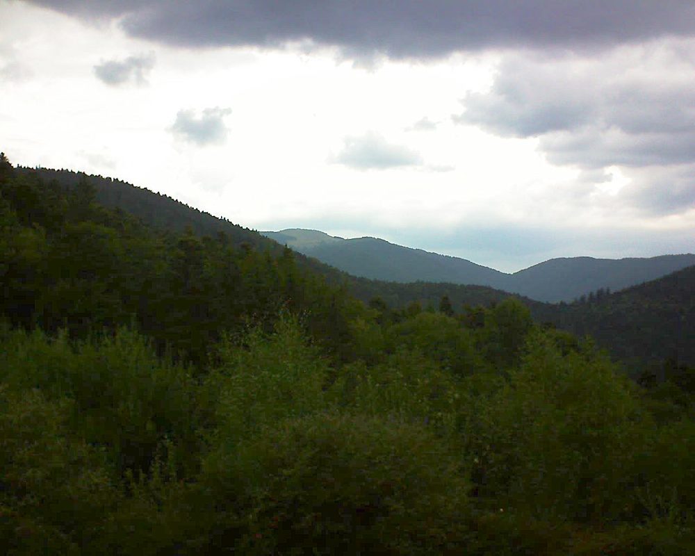 Le petit ballon vu depuis le Domaine Langmatt à Murbach le 06.09.2018 à 15:00 Le petit ballon (Alsace, Vosges) le 06.09.2018 à 15:00