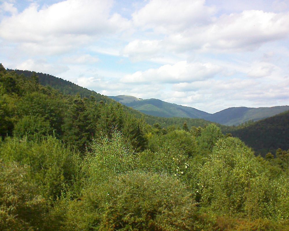 Le petit ballon vu depuis le Domaine Langmatt à Murbach le 07.09.2018 à 15:00 Le petit ballon (Alsace, Vosges) le 07.09.2018 à 15:00