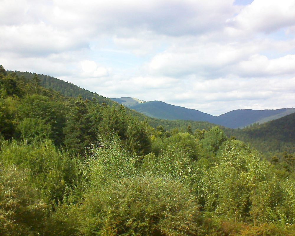 Le petit ballon vu depuis le Domaine Langmatt à Murbach le 07.09.2018 à 15:30 Le petit ballon (Alsace, Vosges) le 07.09.2018 à 15:30