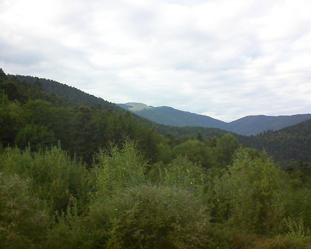 Le petit ballon vu depuis le Domaine Langmatt à Murbach le 07.09.2018 à 17:15 Le petit ballon (Alsace, Vosges) le 07.09.2018 à 17:15