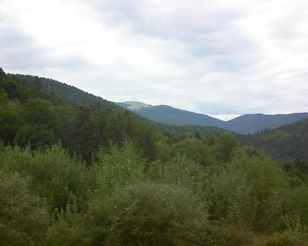 Le petit ballon vu depuis le Domaine Langmatt à Murbach le 07.09.2018 à 17:30 Le petit ballon (Alsace, Vosges) le 07.09.2018 à 17:30