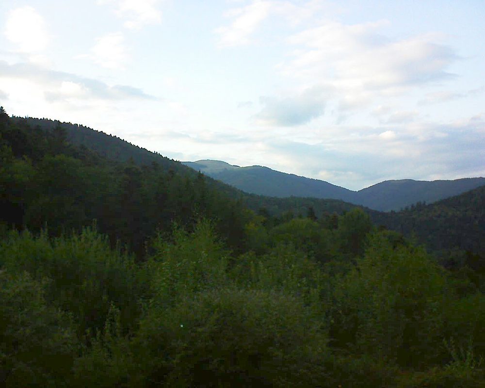 Le petit ballon vu depuis le Domaine Langmatt à Murbach le 07.09.2018 à 19:15 Le petit ballon (Alsace, Vosges) le 07.09.2018 à 19:15