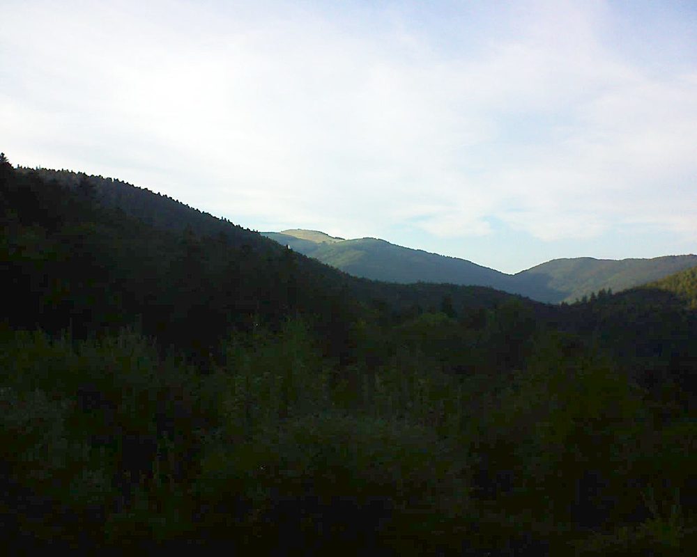 Le petit ballon vu depuis le Domaine Langmatt à Murbach le 08.09.2018 à 18:45 Le petit ballon (Alsace, Vosges) le 08.09.2018 à 18:45