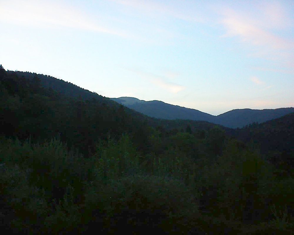 Le petit ballon vu depuis le Domaine Langmatt à Murbach le 08.09.2018 à 20:00 Le petit ballon (Alsace, Vosges) le 08.09.2018 à 20:00