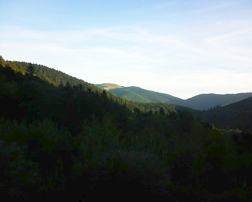 Le petit ballon vu depuis le Domaine Langmatt à Murbach le 09.09.2018 à 07:45 Le petit ballon (Alsace, Vosges) le 09.09.2018 à 07:45
