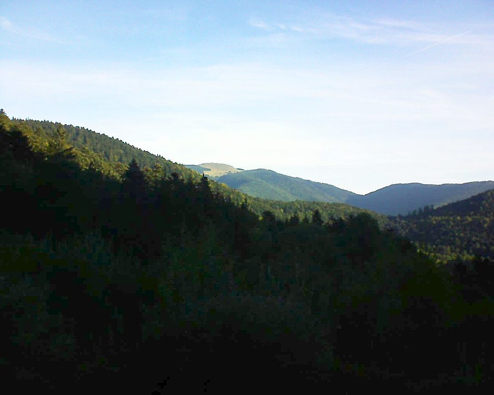 Le petit ballon vu depuis le Domaine Langmatt à Murbach le 09.09.2018 à 08:30 Le petit ballon (Alsace, Vosges) le 09.09.2018 à 08:30