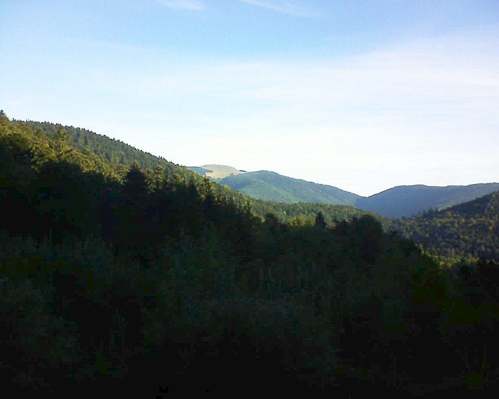 Le petit ballon vu depuis le Domaine Langmatt à Murbach le 09.09.2018 à 08:45 Le petit ballon (Alsace, Vosges) le 09.09.2018 à 08:45