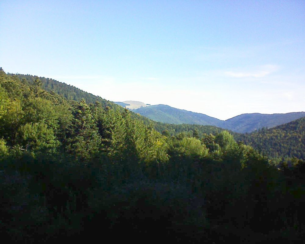 Le petit ballon vu depuis le Domaine Langmatt à Murbach le 09.09.2018 à 09:30 Le petit ballon (Alsace, Vosges) le 09.09.2018 à 09:30