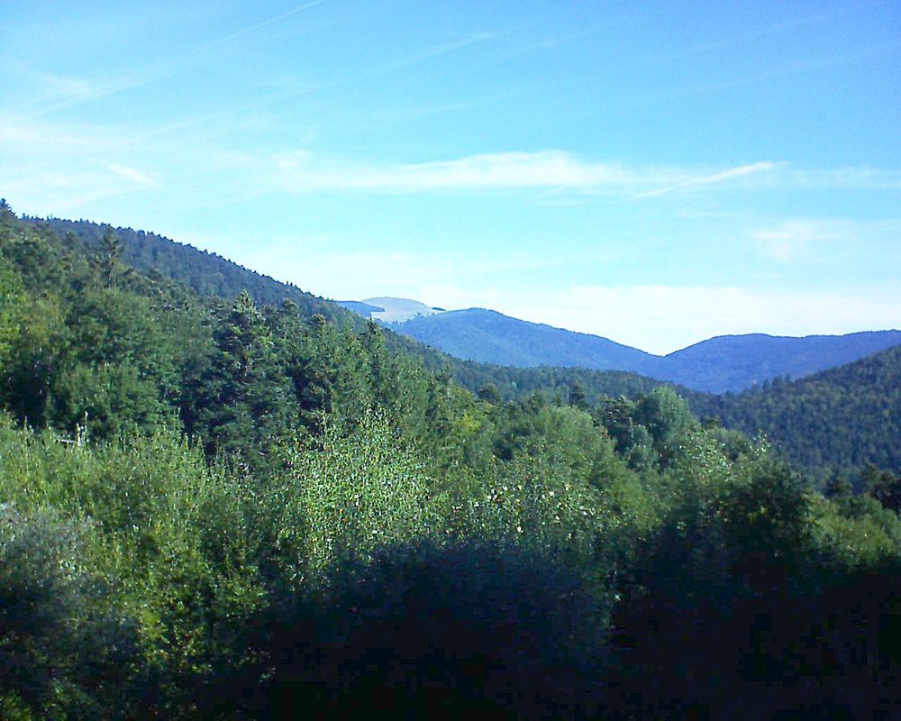 Le petit ballon vu depuis le Domaine Langmatt à Murbach le 09.09.2018 à 10:15 Le petit ballon (Alsace, Vosges) le 09.09.2018 à 10:15