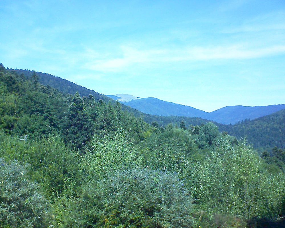 Le petit ballon vu depuis le Domaine Langmatt à Murbach le 09.09.2018 à 13:00 Le petit ballon (Alsace, Vosges) le 09.09.2018 à 13:00
