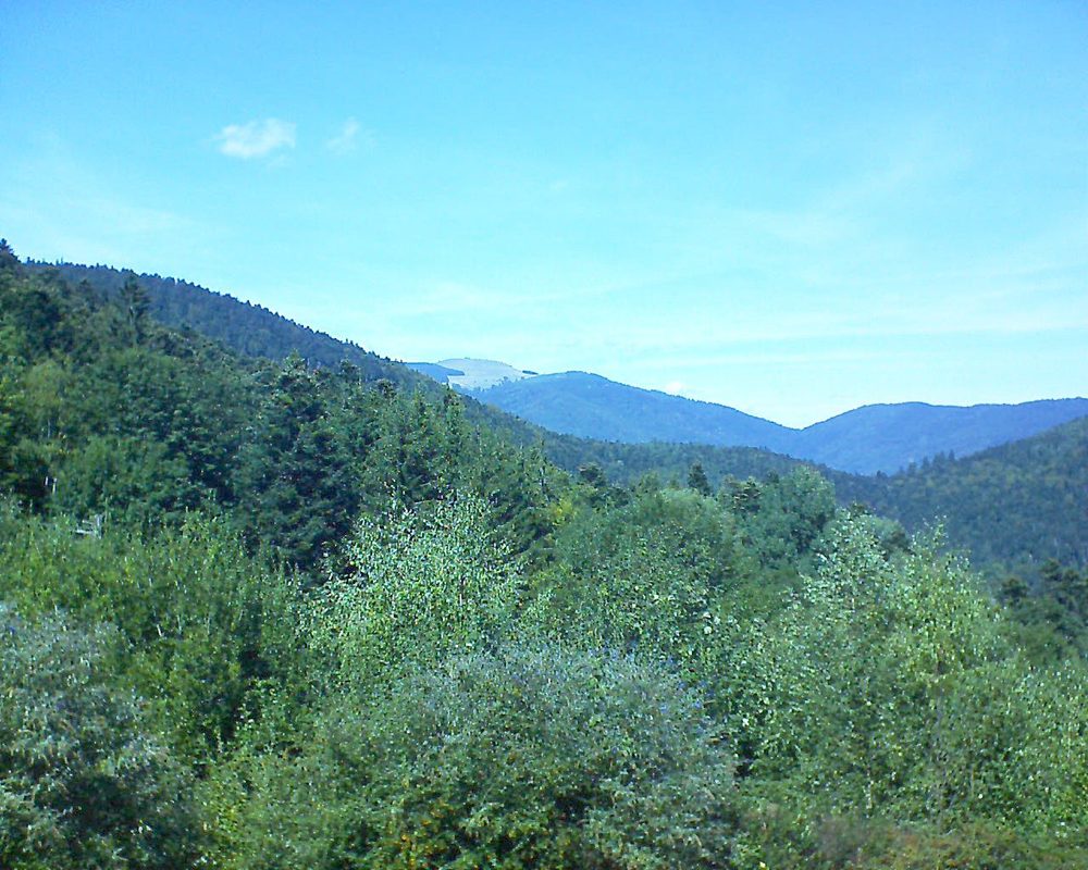 Le petit ballon vu depuis le Domaine Langmatt à Murbach le 09.09.2018 à 14:00 Le petit ballon (Alsace, Vosges) le 09.09.2018 à 14:00