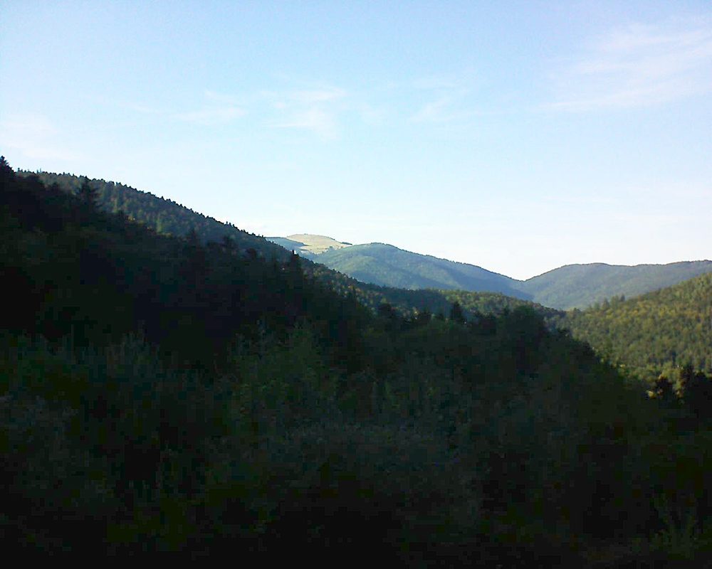 Le petit ballon vu depuis le Domaine Langmatt à Murbach le 09.09.2018 à 18:00 Le petit ballon (Alsace, Vosges) le 09.09.2018 à 18:00