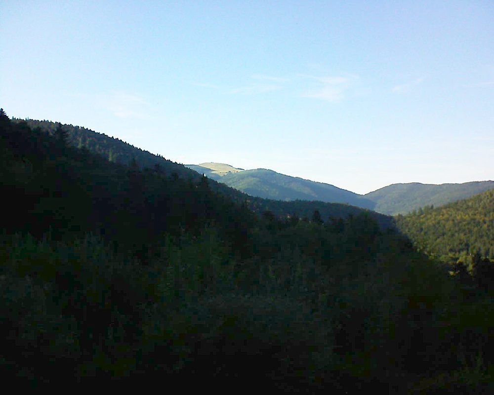 Le petit ballon vu depuis le Domaine Langmatt à Murbach le 09.09.2018 à 18:15 Le petit ballon (Alsace, Vosges) le 09.09.2018 à 18:15