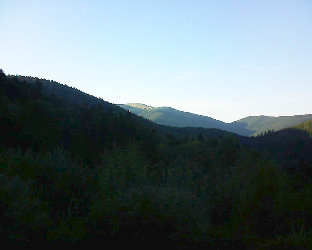 Le petit ballon vu depuis le Domaine Langmatt à Murbach le 09.09.2018 à 18:45 Le petit ballon (Alsace, Vosges) le 09.09.2018 à 18:45