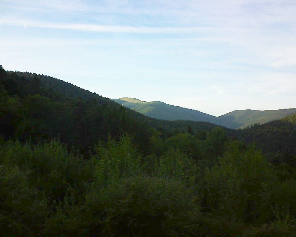 Le petit ballon vu depuis le Domaine Langmatt à Murbach le 10.09.2018 à 18:45 Le petit ballon (Alsace, Vosges) le 10.09.2018 à 18:45