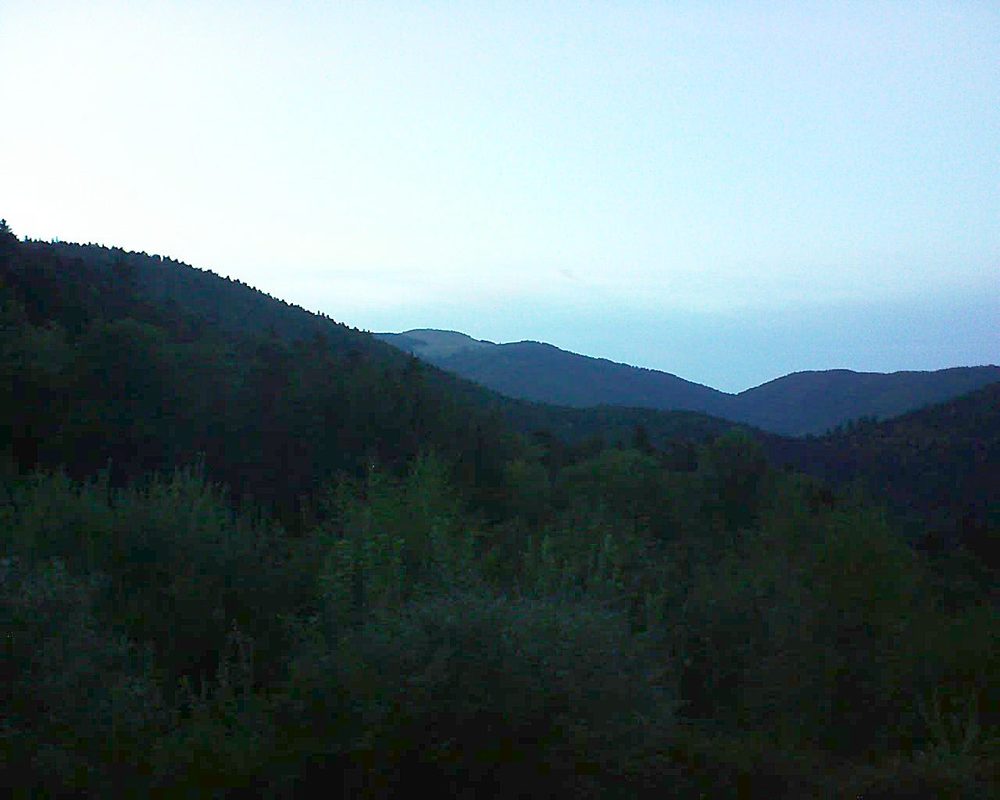Le petit ballon vu depuis le Domaine Langmatt à Murbach le 10.09.2018 à 20:00 Le petit ballon (Alsace, Vosges) le 10.09.2018 à 20:00