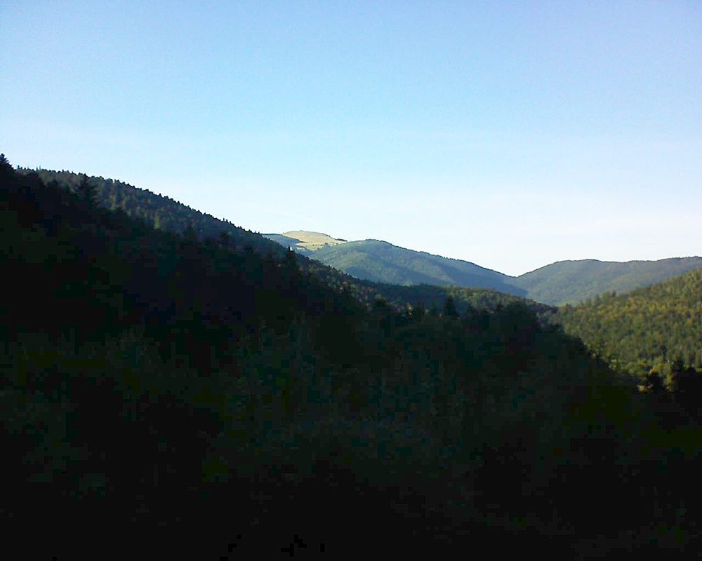 Le petit ballon vu depuis le Domaine Langmatt à Murbach le 11.09.2018 à 18:00 Le petit ballon (Alsace, Vosges) le 11.09.2018 à 18:00