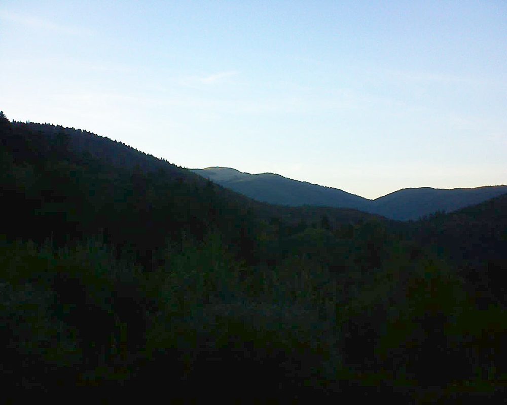 Le petit ballon vu depuis le Domaine Langmatt à Murbach le 11.09.2018 à 19:30 Le petit ballon (Alsace, Vosges) le 11.09.2018 à 19:30