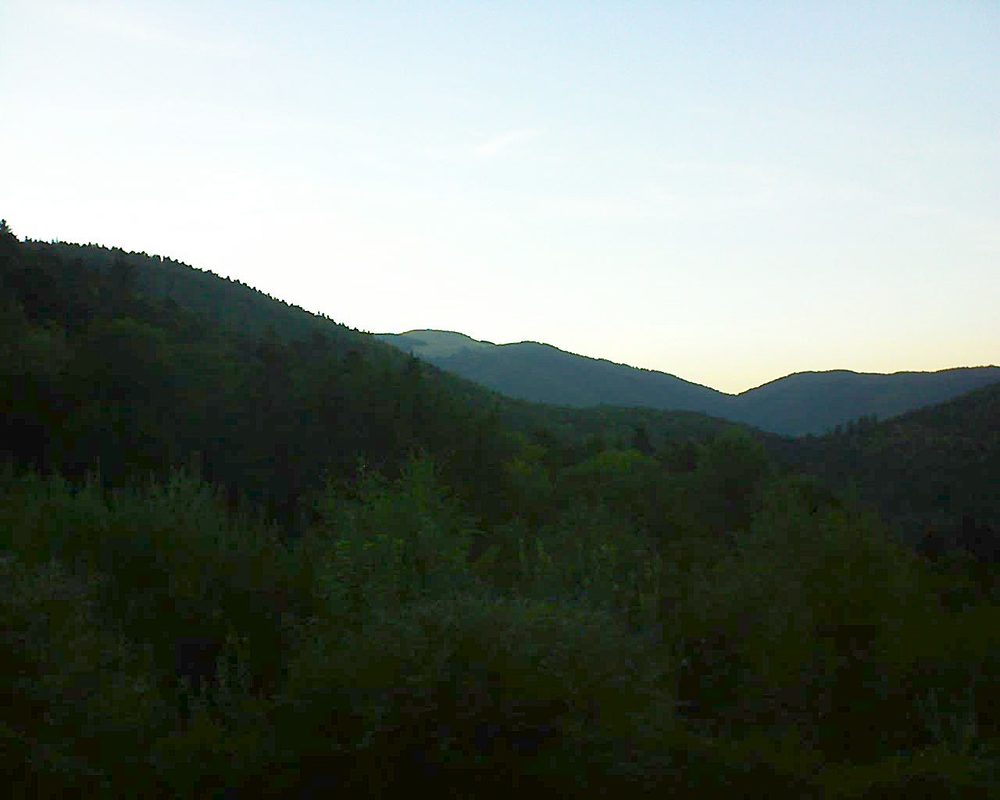 Le petit ballon vu depuis le Domaine Langmatt à Murbach le 11.09.2018 à 19:45 Le petit ballon (Alsace, Vosges) le 11.09.2018 à 19:45