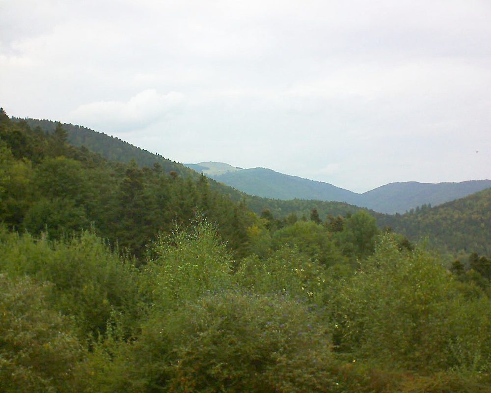 Le petit ballon vu depuis le Domaine Langmatt à Murbach le 13.09.2018 à 13:30 Le petit ballon (Alsace, Vosges) le 13.09.2018 à 13:30