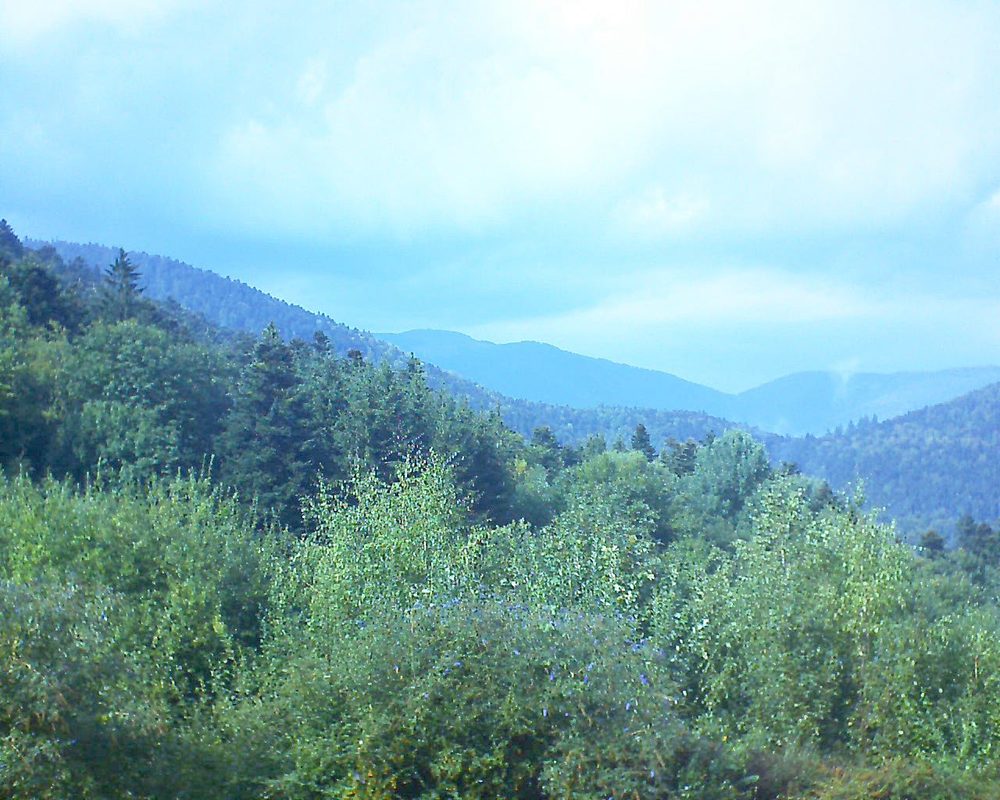 Le petit ballon vu depuis le Domaine Langmatt à Murbach le 13.09.2018 à 15:45 Le petit ballon (Alsace, Vosges) le 13.09.2018 à 15:45