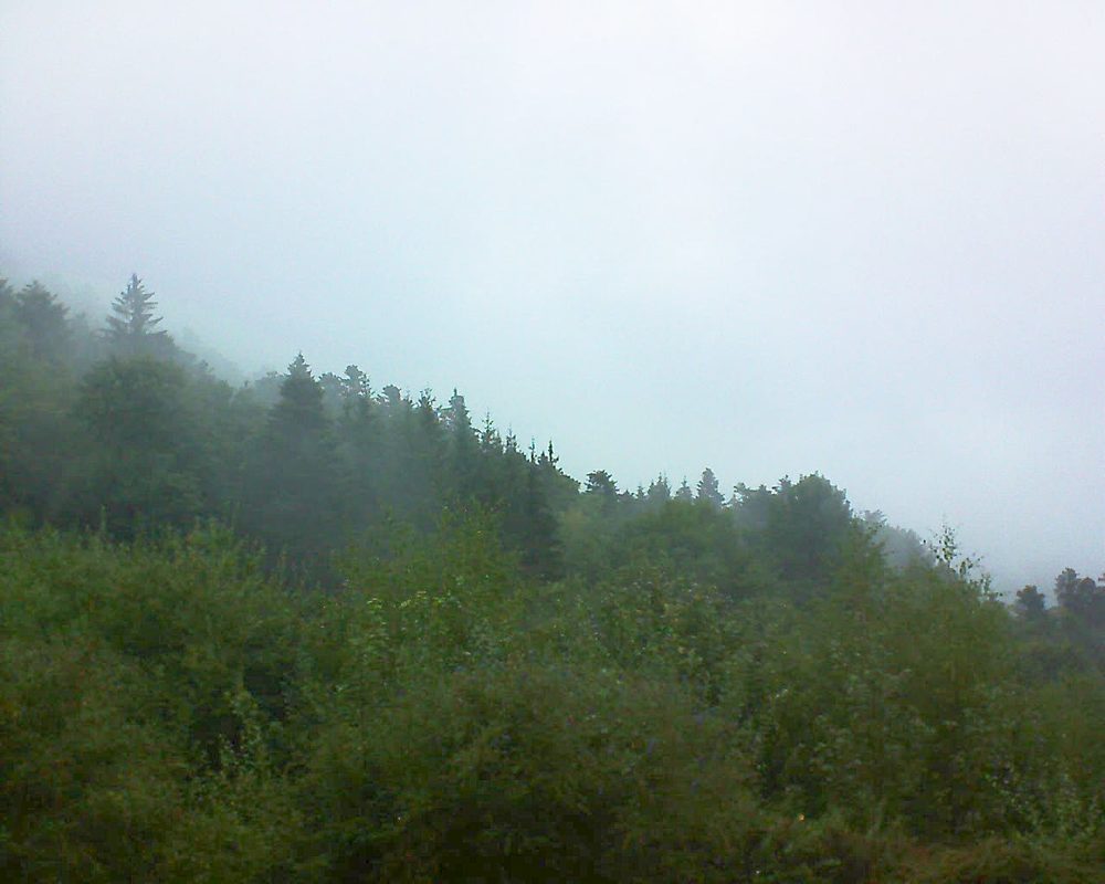 Le petit ballon vu depuis le Domaine Langmatt à Murbach le 13.09.2018 à 18:45 Le petit ballon (Alsace, Vosges) le 13.09.2018 à 18:45