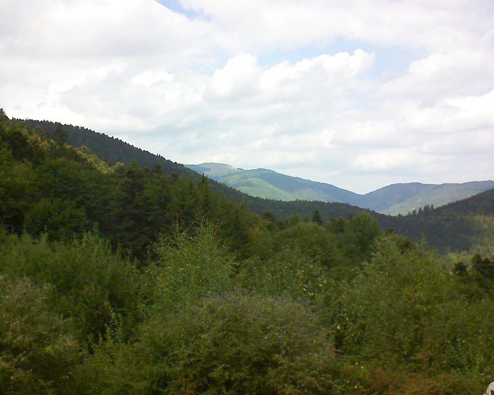 Le petit ballon vu depuis le Domaine Langmatt à Murbach le 15.09.2018 à 14:15 Le petit ballon (Alsace, Vosges) le 15.09.2018 à 14:15