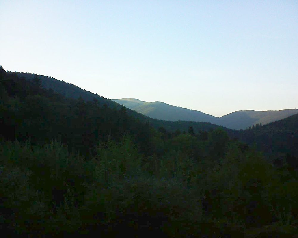 Le petit ballon vu depuis le Domaine Langmatt à Murbach le 15.09.2018 à 19:00 Le petit ballon (Alsace, Vosges) le 15.09.2018 à 19:00