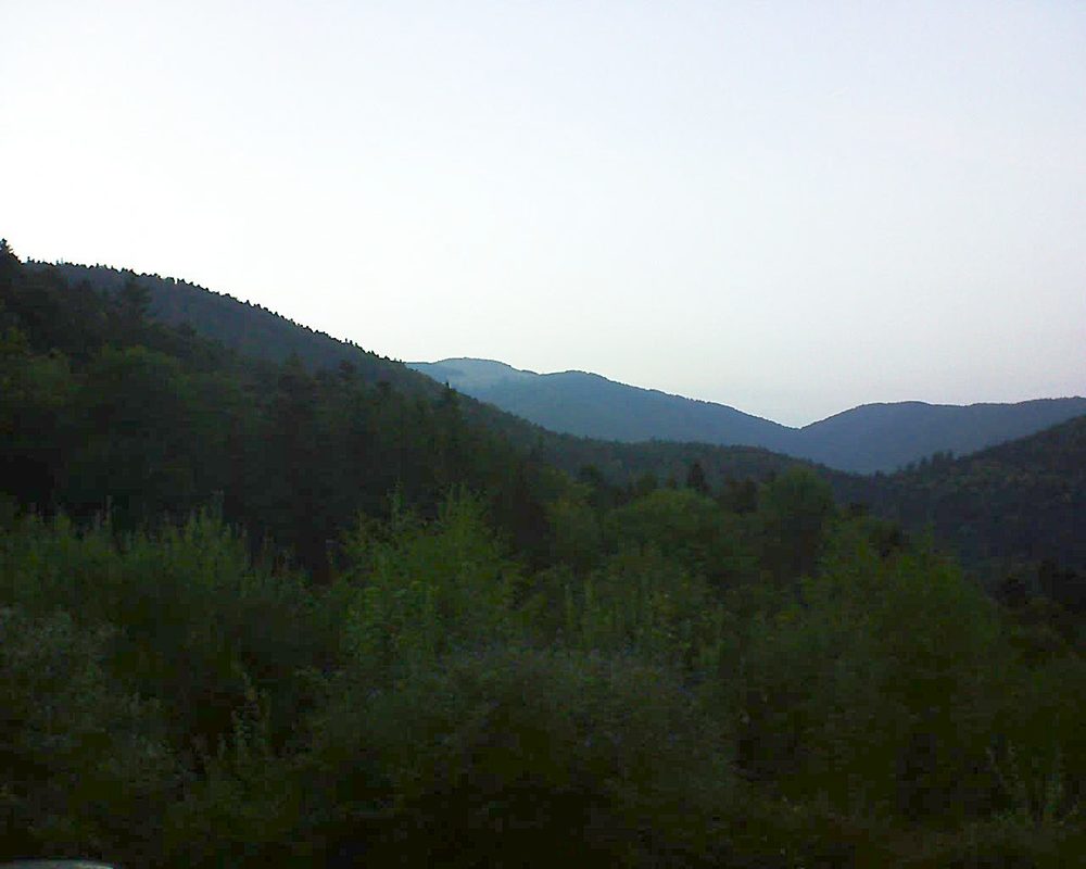 Le petit ballon vu depuis le Domaine Langmatt à Murbach le 15.09.2018 à 19:45 Le petit ballon (Alsace, Vosges) le 15.09.2018 à 19:45