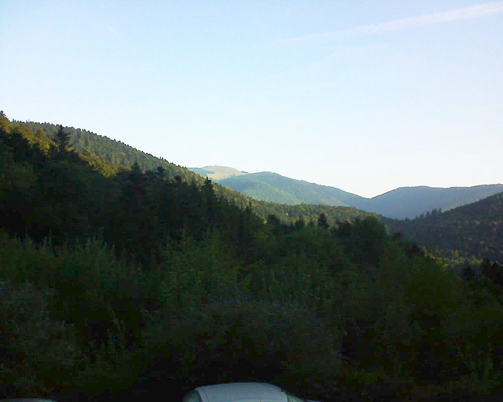 Le petit ballon vu depuis le Domaine Langmatt à Murbach le 16.09.2018 à 08:15 Le petit ballon (Alsace, Vosges) le 16.09.2018 à 08:15