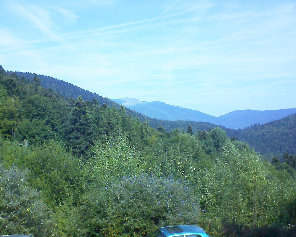 Le petit ballon vu depuis le Domaine Langmatt à Murbach le 16.09.2018 à 12:30 Le petit ballon (Alsace, Vosges) le 16.09.2018 à 12:30