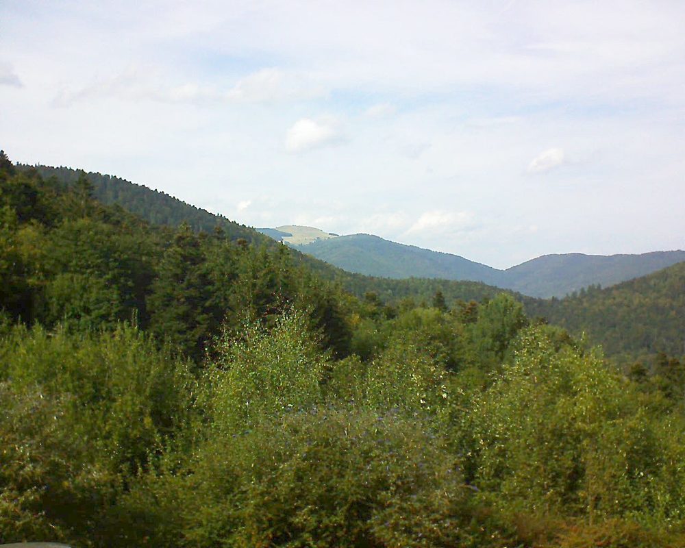 Le petit ballon vu depuis le Domaine Langmatt à Murbach le 16.09.2018 à 15:30 Le petit ballon (Alsace, Vosges) le 16.09.2018 à 15:30