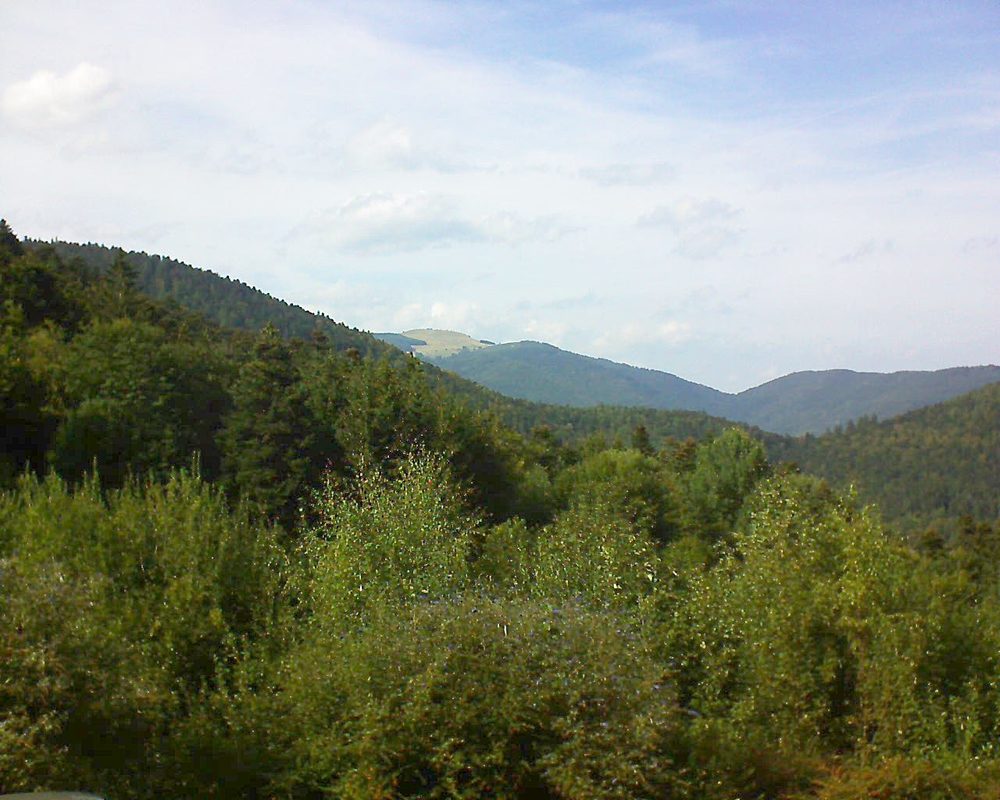 Le petit ballon vu depuis le Domaine Langmatt à Murbach le 16.09.2018 à 16:15 Le petit ballon (Alsace, Vosges) le 16.09.2018 à 16:15