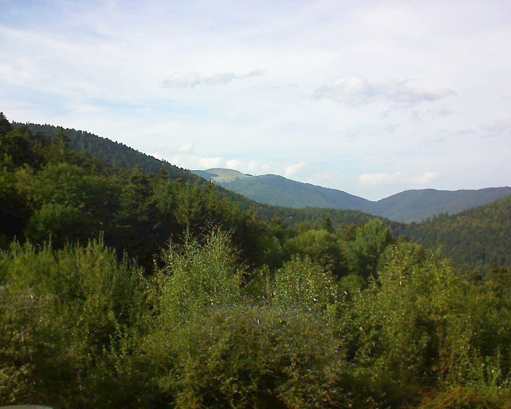 Le petit ballon vu depuis le Domaine Langmatt à Murbach le 16.09.2018 à 16:45 Le petit ballon (Alsace, Vosges) le 16.09.2018 à 16:45