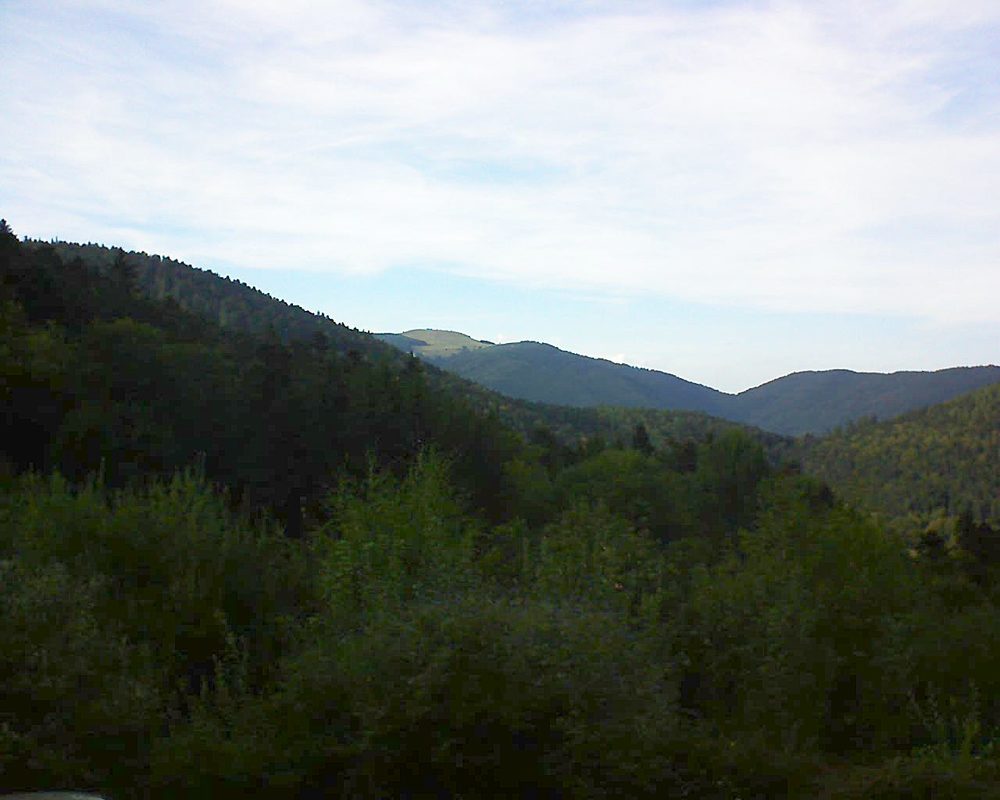 Le petit ballon vu depuis le Domaine Langmatt à Murbach le 16.09.2018 à 17:45 Le petit ballon (Alsace, Vosges) le 16.09.2018 à 17:45