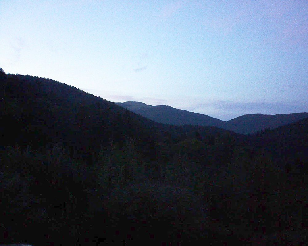 Le petit ballon vu depuis le Domaine Langmatt à Murbach le 16.09.2018 à 20:00 Le petit ballon (Alsace, Vosges) le 16.09.2018 à 20:00