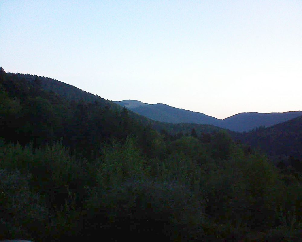 Le petit ballon vu depuis le Domaine Langmatt à Murbach le 17.09.2018 à 07:00 Le petit ballon (Alsace, Vosges) le 17.09.2018 à 07:00