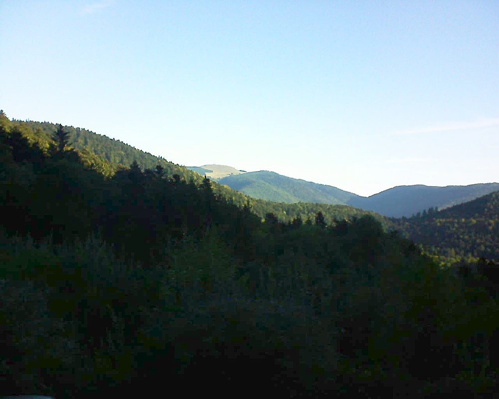 Le petit ballon vu depuis le Domaine Langmatt à Murbach le 17.09.2018 à 08:30 Le petit ballon (Alsace, Vosges) le 17.09.2018 à 08:30