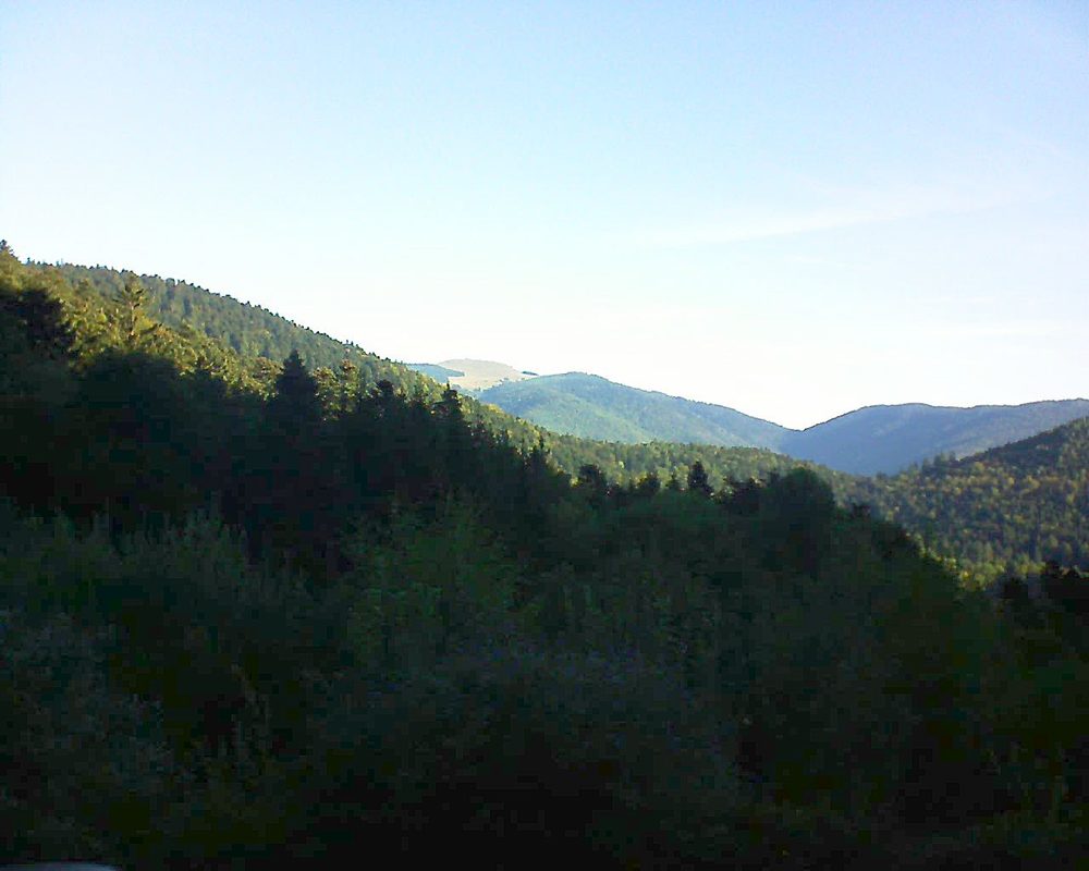 Le petit ballon vu depuis le Domaine Langmatt à Murbach le 17.09.2018 à 09:00 Le petit ballon (Alsace, Vosges) le 17.09.2018 à 09:00