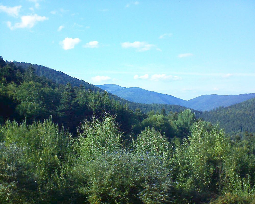Le petit ballon vu depuis le Domaine Langmatt à Murbach le 17.09.2018 à 17:00 Le petit ballon (Alsace, Vosges) le 17.09.2018 à 17:00