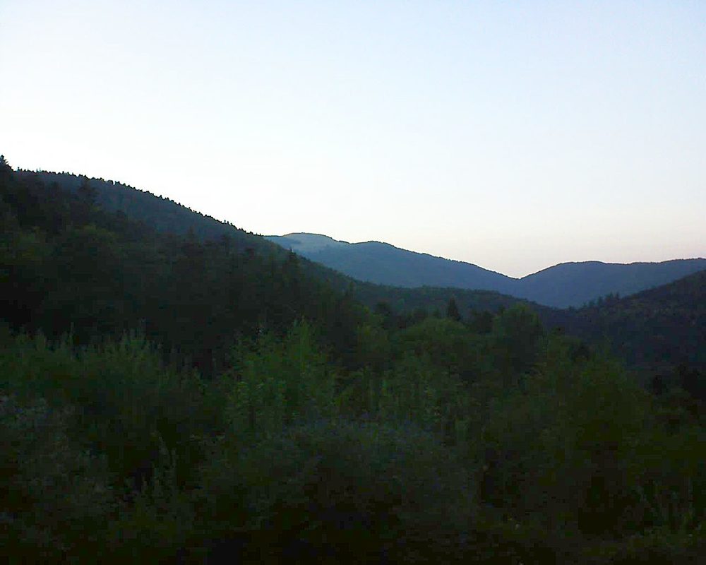 Le petit ballon vu depuis le Domaine Langmatt à Murbach le 17.09.2018 à 19:30 Le petit ballon (Alsace, Vosges) le 17.09.2018 à 19:30