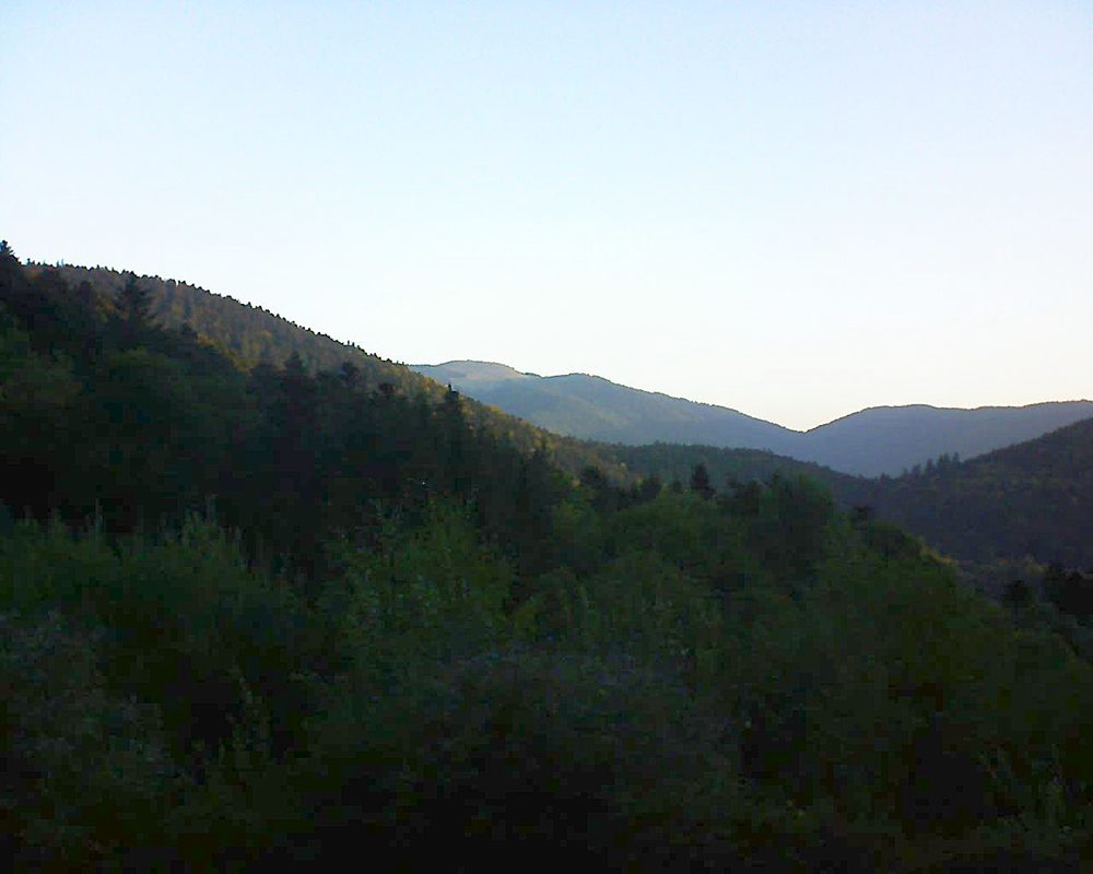 Le petit ballon vu depuis le Domaine Langmatt à Murbach le 18.09.2018 à 07:30 Le petit ballon (Alsace, Vosges) le 18.09.2018 à 07:30