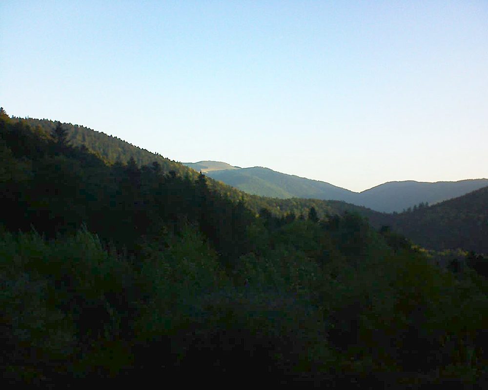 Le petit ballon vu depuis le Domaine Langmatt à Murbach le 18.09.2018 à 07:45 Le petit ballon (Alsace, Vosges) le 18.09.2018 à 07:45