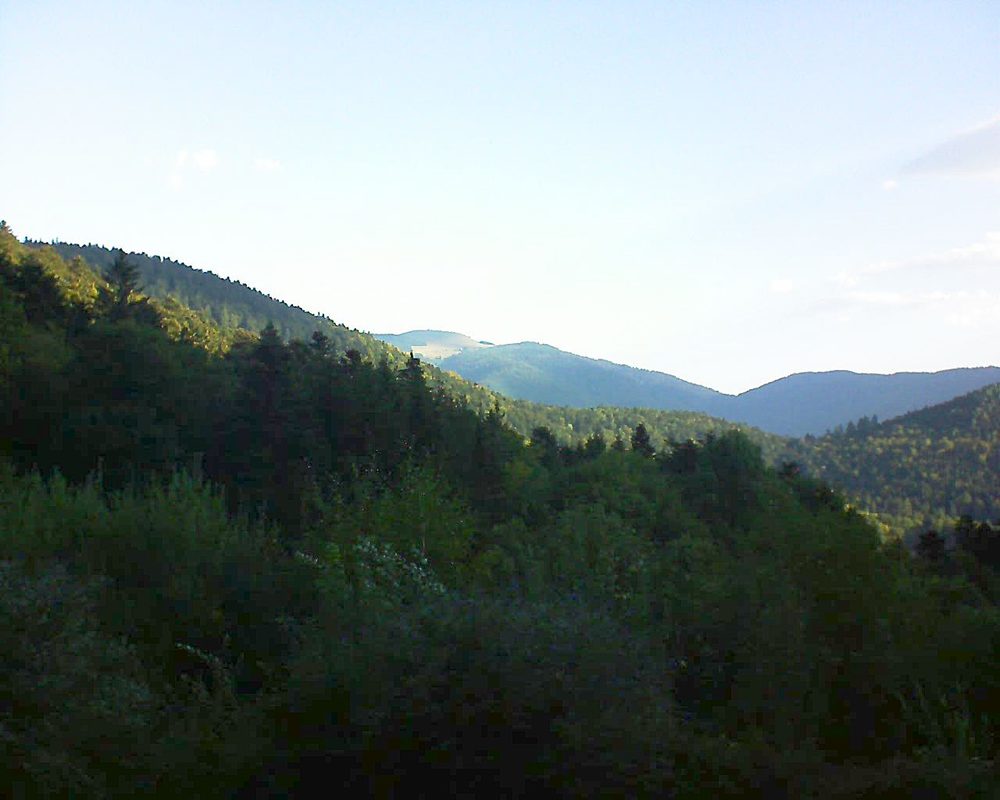 Le petit ballon vu depuis le Domaine Langmatt à Murbach le 18.09.2018 à 08:45 Le petit ballon (Alsace, Vosges) le 18.09.2018 à 08:45
