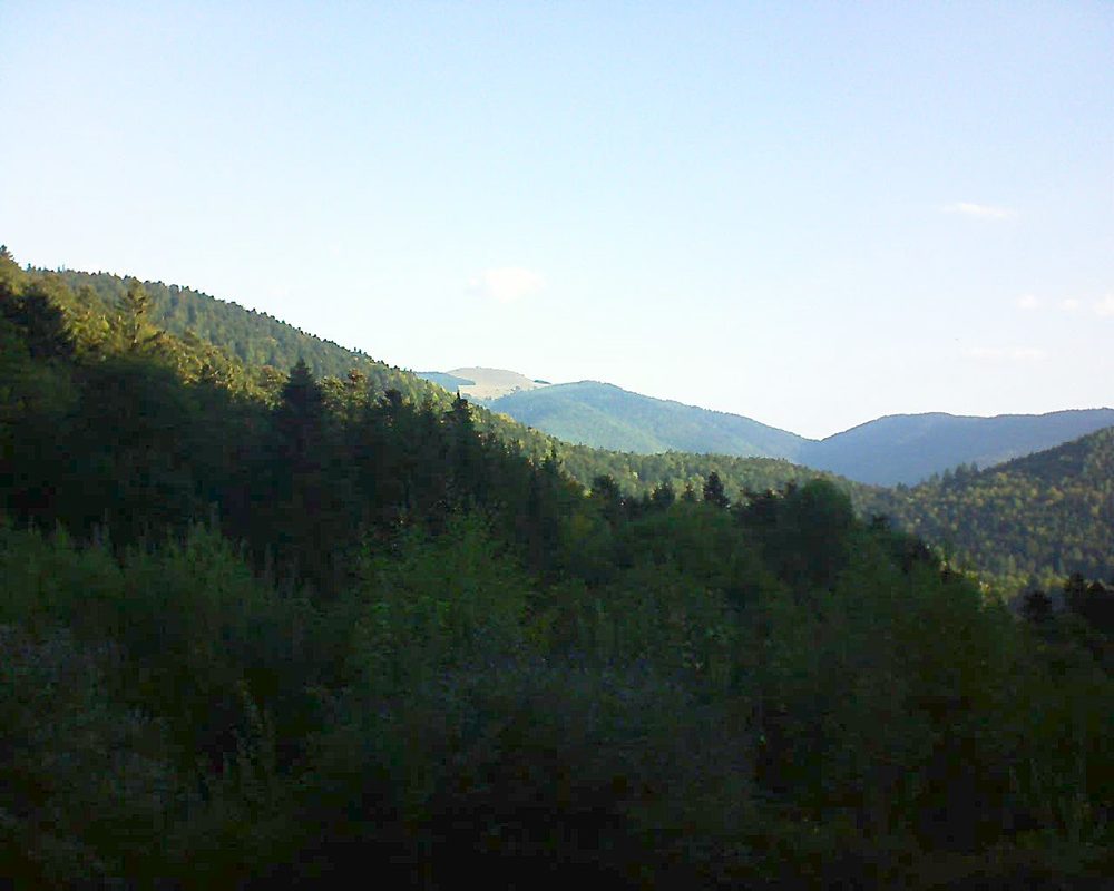 Le petit ballon vu depuis le Domaine Langmatt à Murbach le 18.09.2018 à 09:00 Le petit ballon (Alsace, Vosges) le 18.09.2018 à 09:00