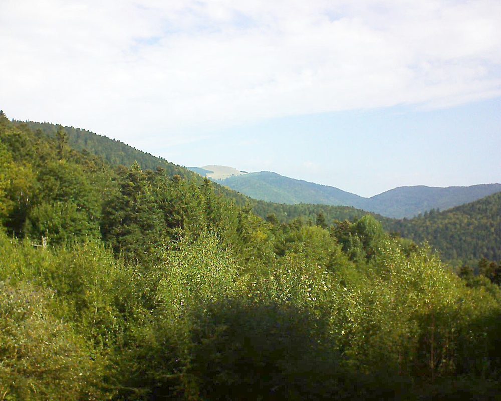 Le petit ballon vu depuis le Domaine Langmatt à Murbach le 18.09.2018 à 10:45 Le petit ballon (Alsace, Vosges) le 18.09.2018 à 10:45