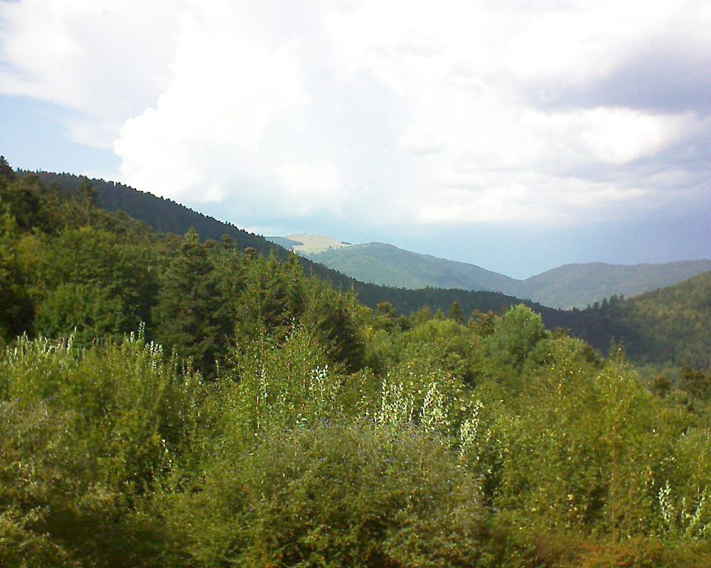 Le petit ballon vu depuis le Domaine Langmatt à Murbach le 18.09.2018 à 15:15 Le petit ballon (Alsace, Vosges) le 18.09.2018 à 15:15